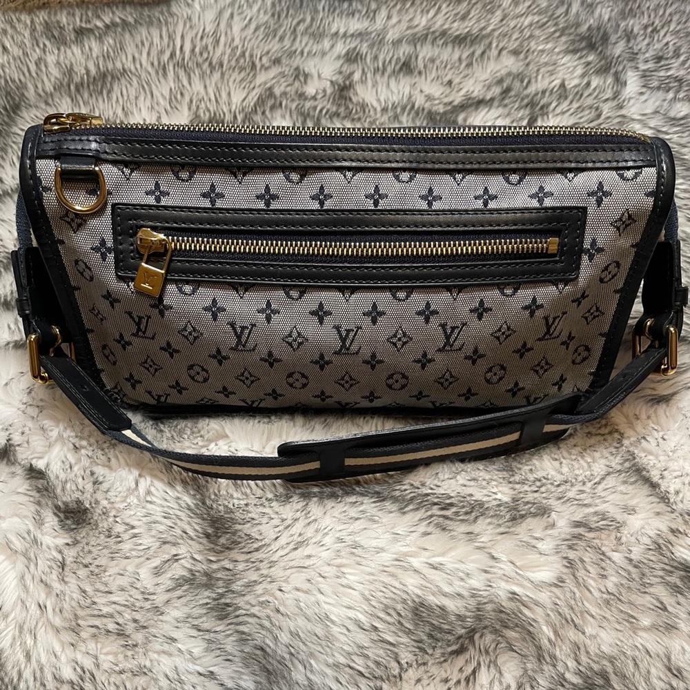 Louis Vuitton Blue Monogram Mini Lin Pochette Kathleen Purse